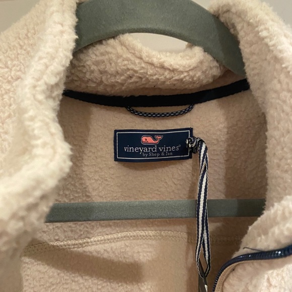 Vest - Picture 4 of 8